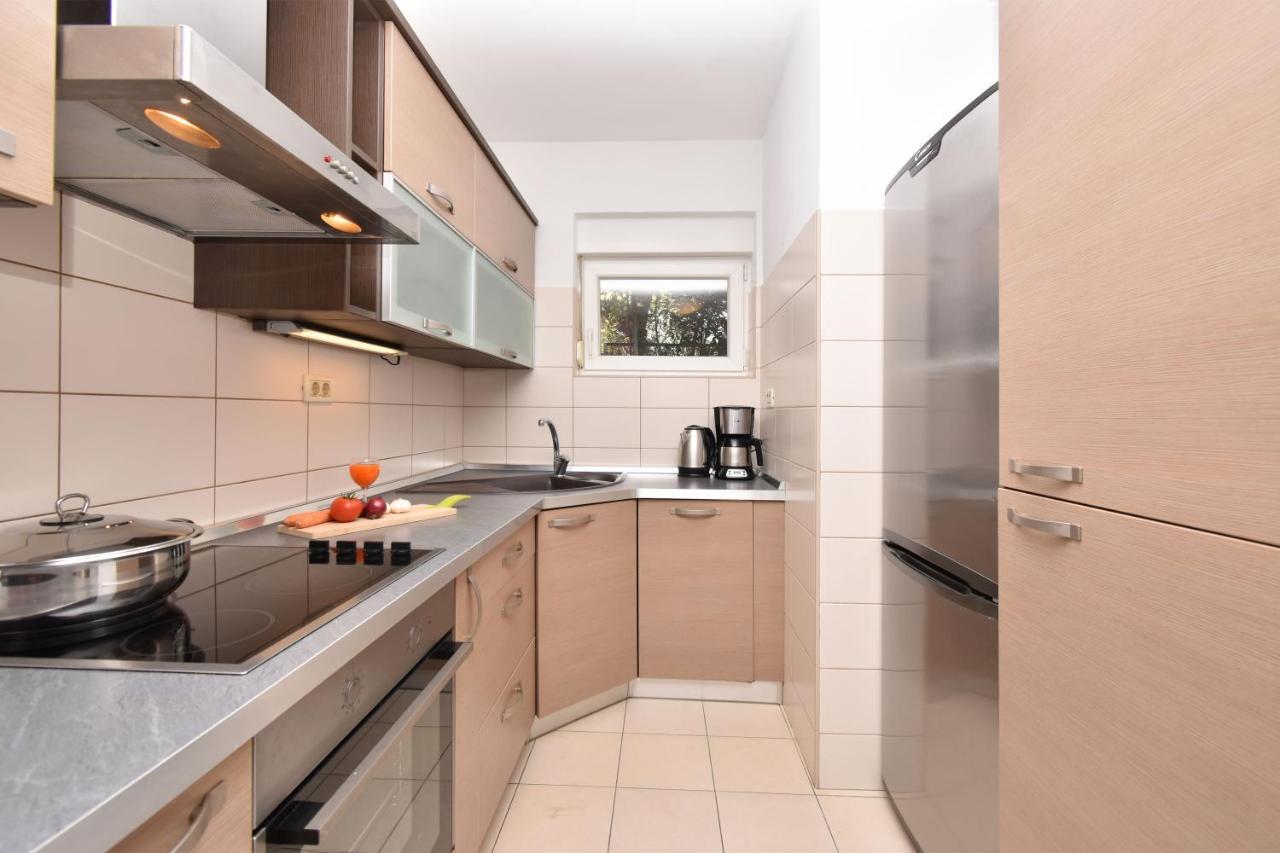 Sunny Garden Sibenik, Cozy Apartment Near Old Town Экстерьер фото