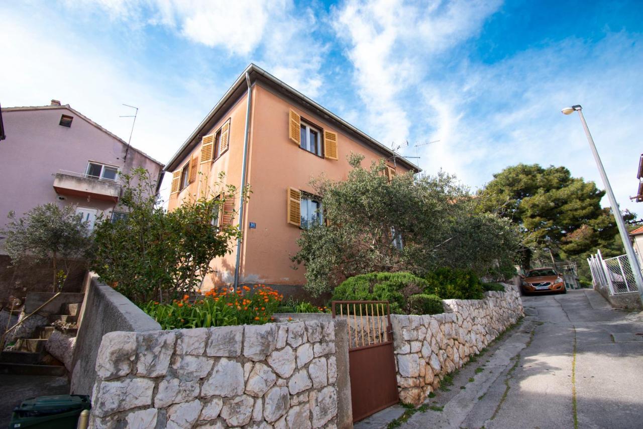 Sunny Garden Sibenik, Cozy Apartment Near Old Town Экстерьер фото