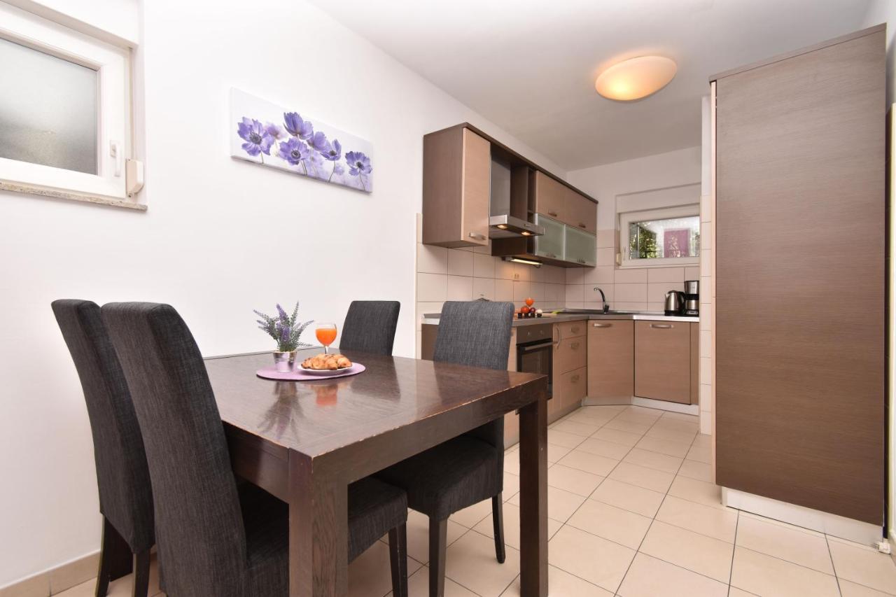 Sunny Garden Sibenik, Cozy Apartment Near Old Town Экстерьер фото